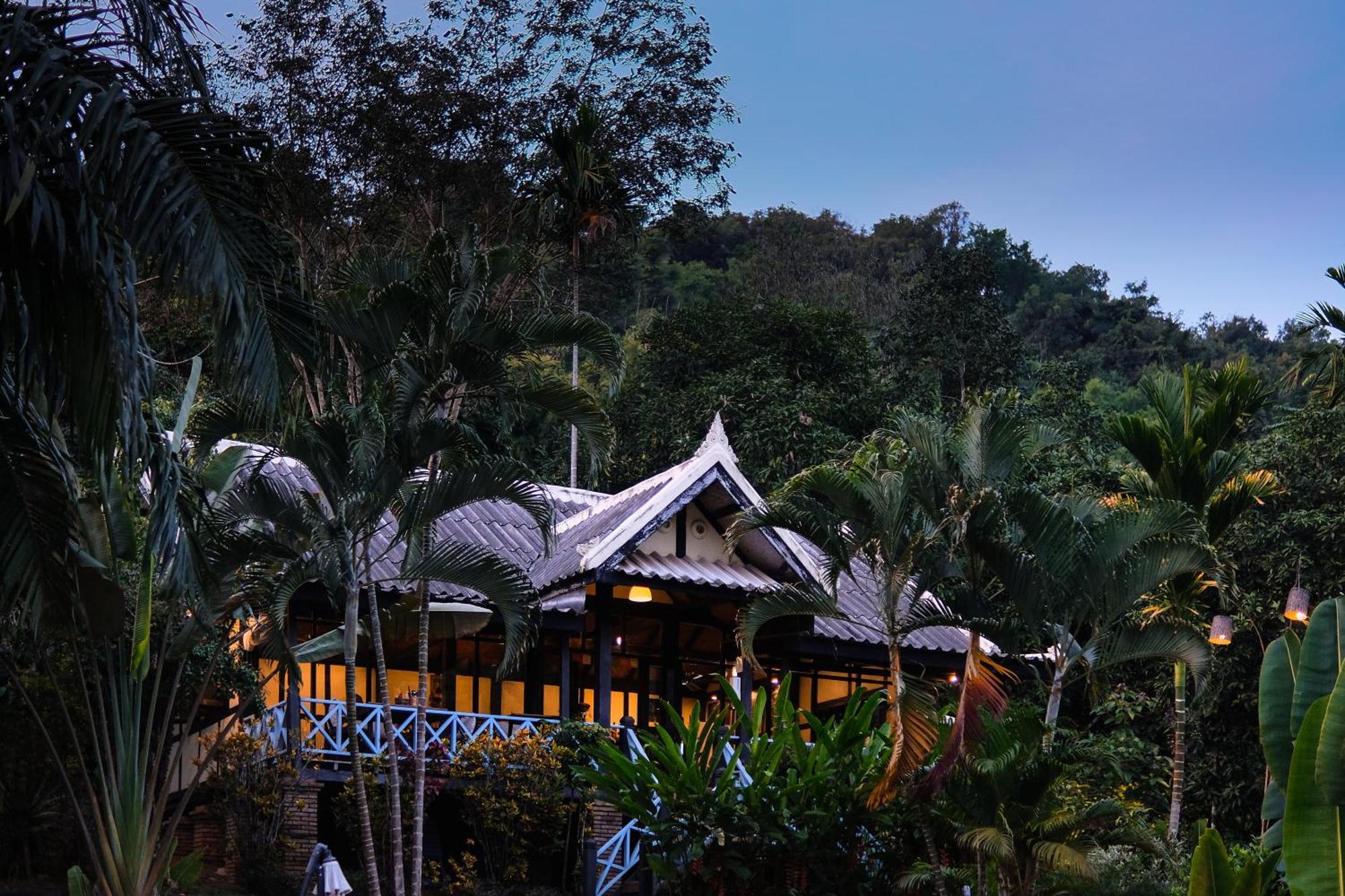 Hillside - Nature Lifestyle Lodge Луанґпхабанґ Екстер'єр фото
